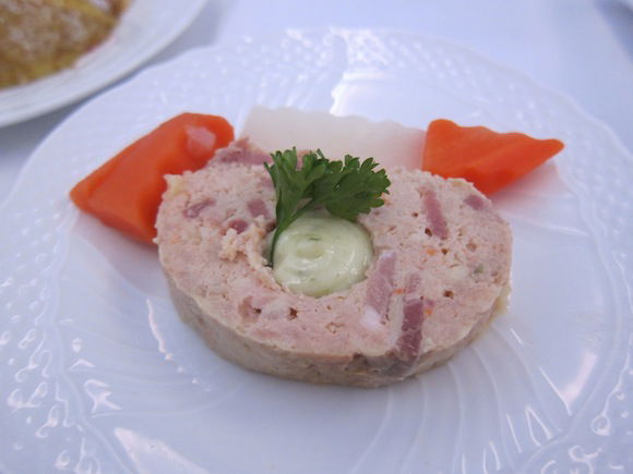 Pullet cake with pickled vegetables appetizer