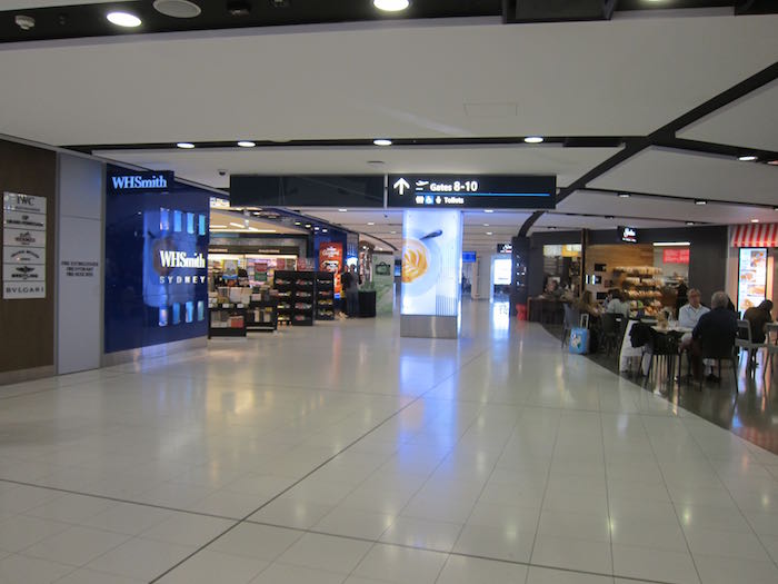 Qantas-First-Lounge-Sydney-57