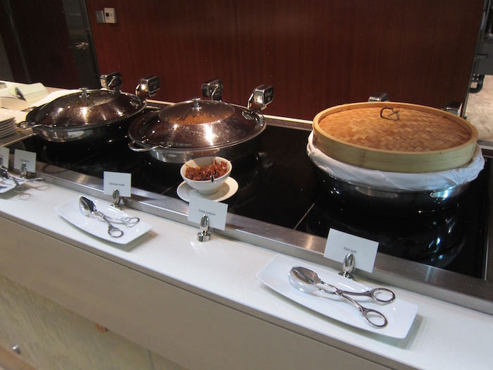 Emirates-First-Lounge-Dubai-42