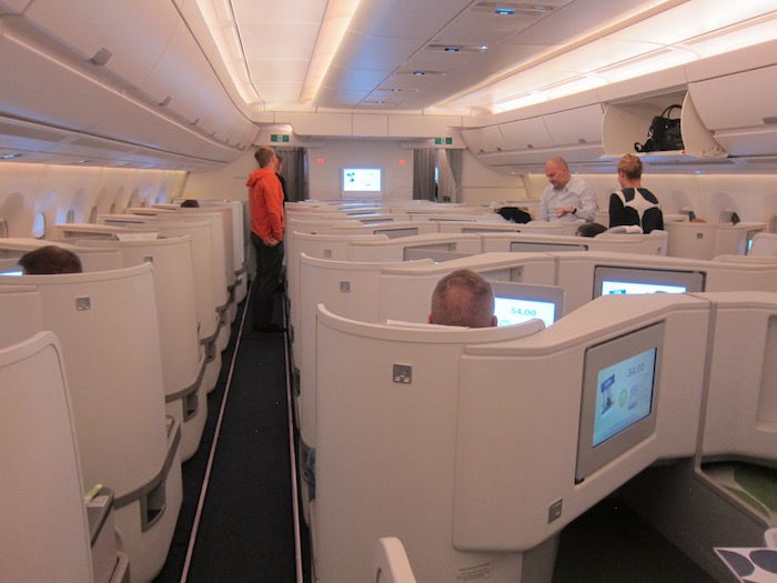 Finnair-Business-Class-A350 - 60